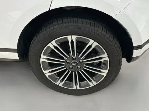 Certified 2025 Land Rover Range Rover Evoque S AWD/4WD image 34