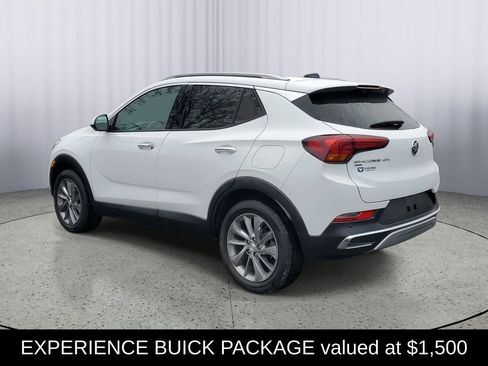 Used 2022 Buick Encore GX Essence w/ Advanced Technology Package image 5