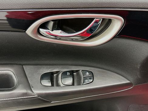 Used 2019 Nissan Sentra SV image 15