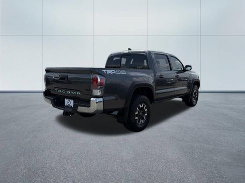 Used 2020 Toyota Tacoma TRD Off-Road AWD/4WD image 5