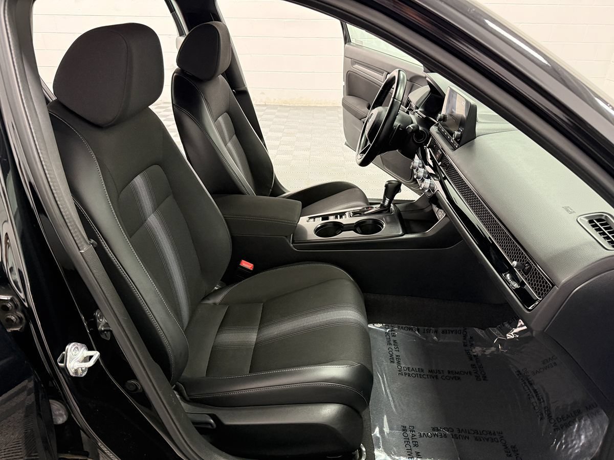 Used 2023 Honda Civic Sport image 14