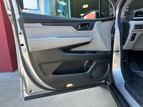 Used 2020 Honda Odyssey EX-L image 12