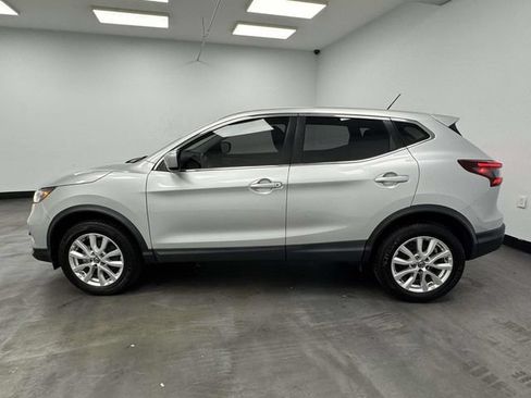 Used 2021 Nissan Rogue Sport S FWD image 9