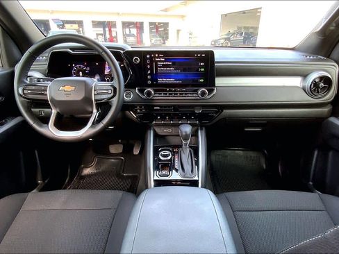 Used 2024 Chevrolet Colorado LT w/ LT Convenience Package image 14