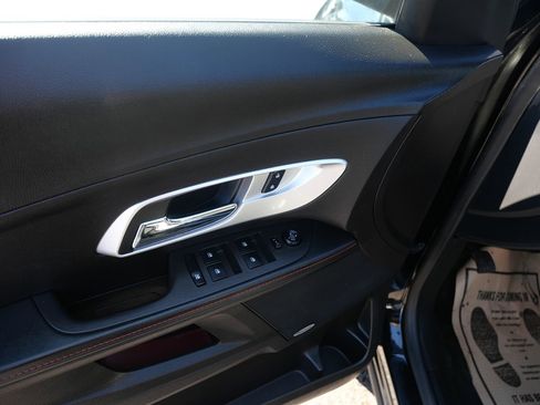Used 2015 Chevrolet Equinox LTZ AWD/4WD image 12