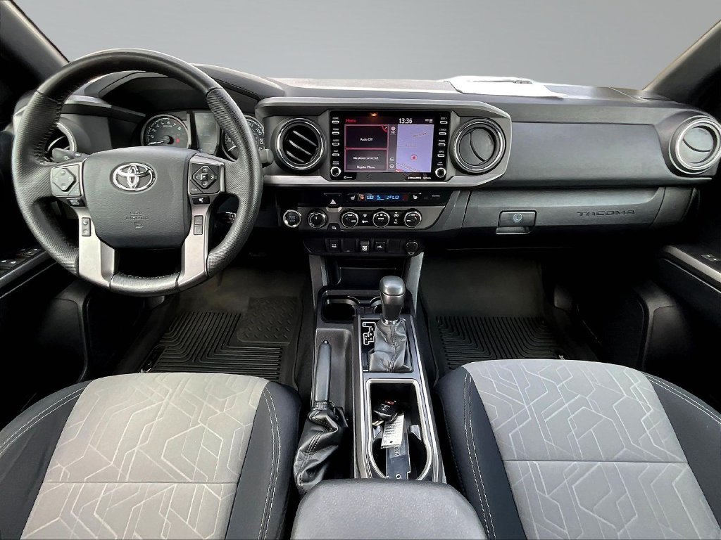 Used 2020 Toyota Tacoma 4x4 Double Cab image 10