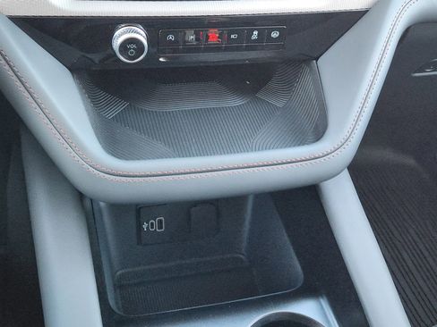 New 2026 Ford Explorer Active image 19