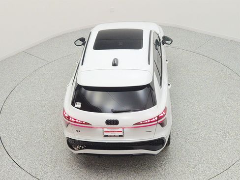 New 2026 Audi Q3 quattro 2.0T AWD/4WD image 21