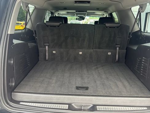 Used 2015 Chevrolet Suburban LT AWD/4WD image 5
