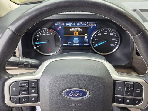 Used 2024 Ford Expedition Limited RWD image 23