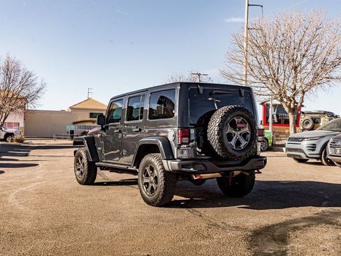 Used 2017 Jeep Wrangler Unlimited Rubicon image 5