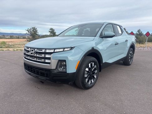 Certified 2025 Hyundai Santa Cruz SE AWD/4WD image 1