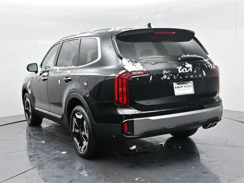 New 2025 Kia Telluride S image 6