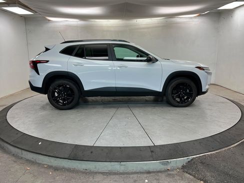 New 2025 Chevrolet Trax ACTIV w/ Driver Confidence Package image 7