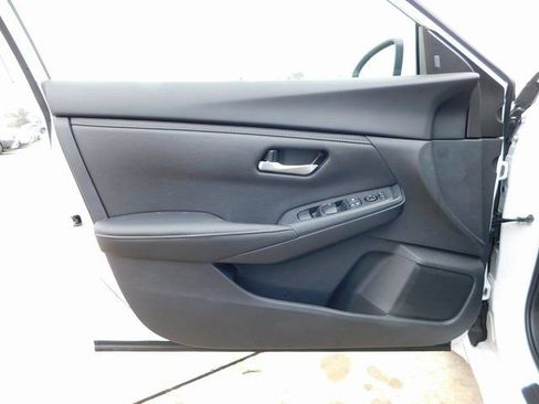 Used 2025 Nissan Sentra SV w/ All-Weather Package image 12