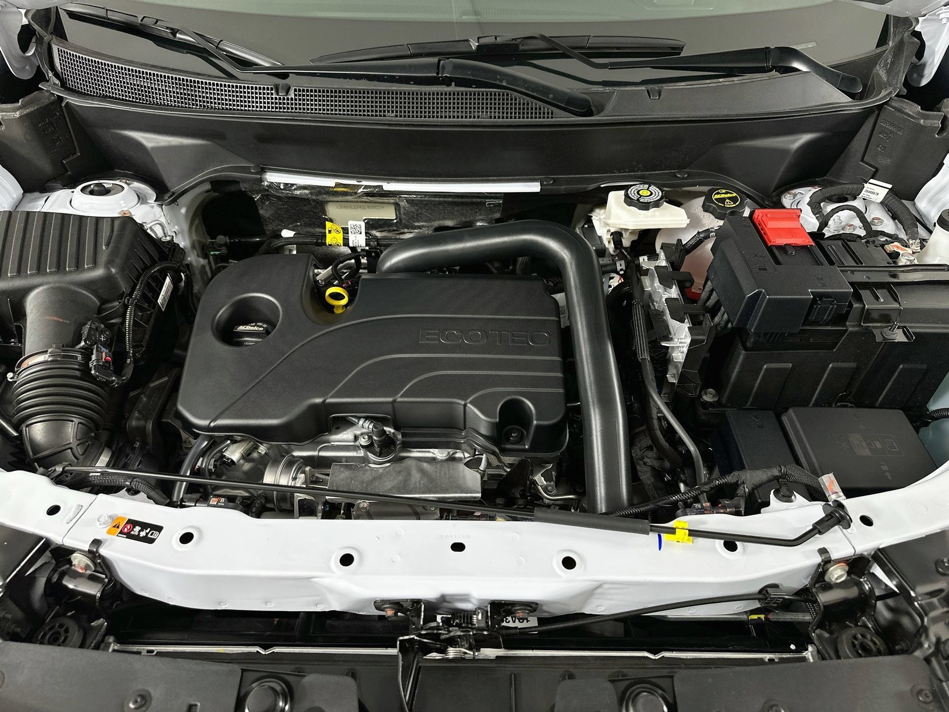 Used 2026 Chevrolet Equinox RS w/ Safety and Technology Package FWD image 32