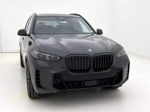New 2026 BMW X5 xDrive40i w/ M Sport Package image 3