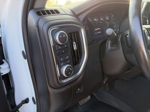 Used 2022 GMC Sierra 2500 SLE w/ SLE Value Package; image 15