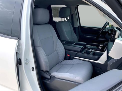 Used 2023 Toyota Tundra SR5 w/ SR5 Convenience Package RWD image 9