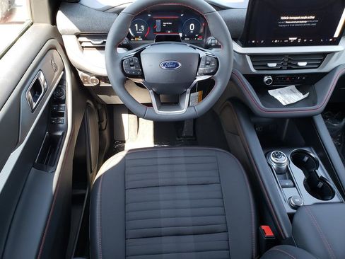 New 2026 Ford Explorer ST-Line image 9