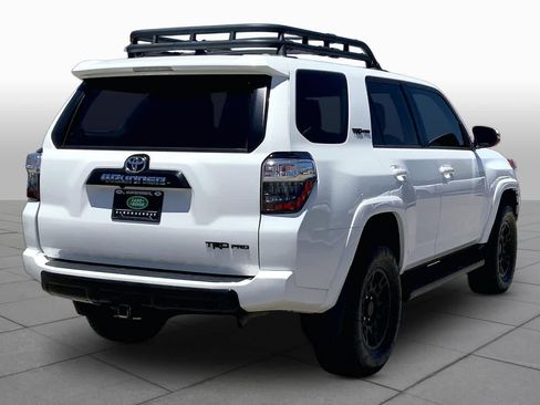 Used 2019 Toyota 4Runner SR5 AWD/4WD image 12