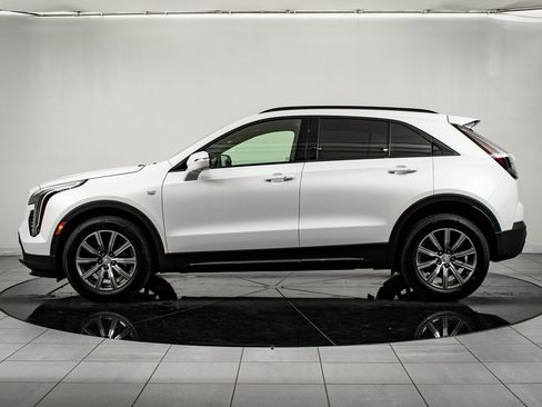 Used 2023 Cadillac XT4 Sport image 5
