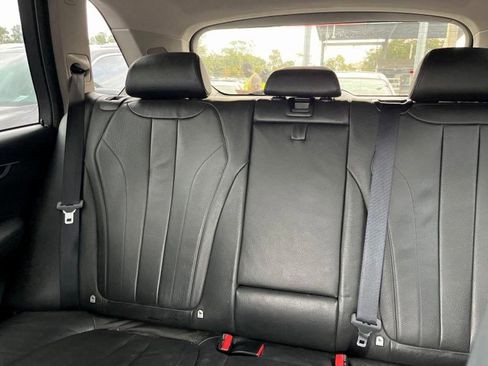 Used 2015 BMW X5 xDrive35d image 10
