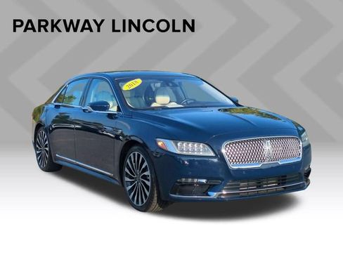 Used 2018 Lincoln Continental Black Label w/ Rear-seat Package FWD image 7