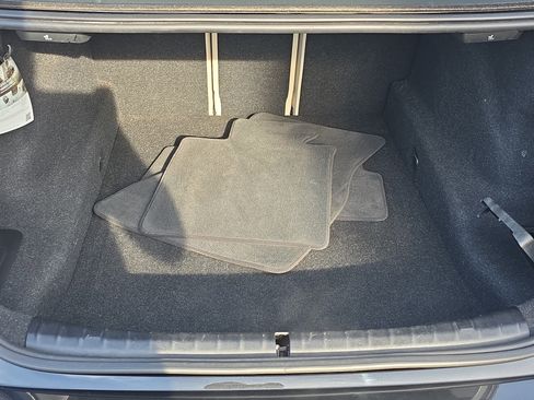 Used 2023 BMW 540i w/ Premium Package image 7