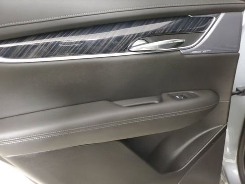 Used 2024 Cadillac XT6 Premium Luxury w/ LPO, Floor Liner Package AWD/4WD image 11