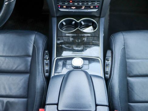 Used 2014 Mercedes-Benz E 350 Cabriolet image 31