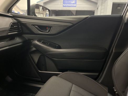 Used 2025 Subaru Legacy AWD/4WD image 17