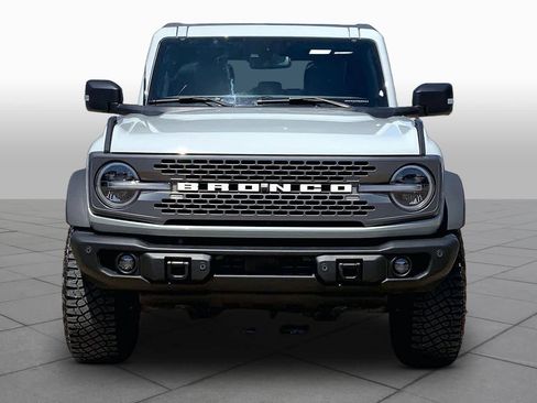 Certified 2023 Ford Bronco Badlands w/ Sasquatch Package AWD/4WD image 4