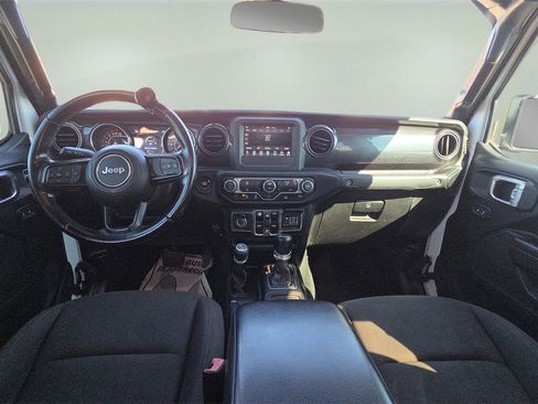 Used 2020 Jeep Gladiator Sport image 28