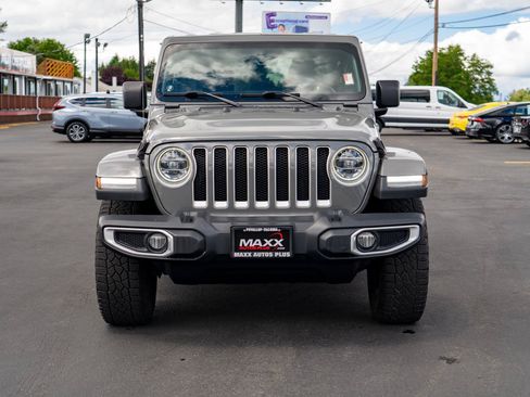 Used 2020 Jeep Wrangler Unlimited Sahara AWD/4WD image 3