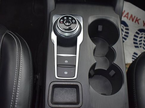 Used 2024 Ford Escape Platinum image 16