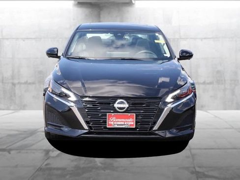 Certified 2025 Nissan Altima 2.5 SL FWD image 4