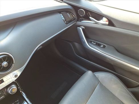 Used 2019 Kia Stinger RWD image 33