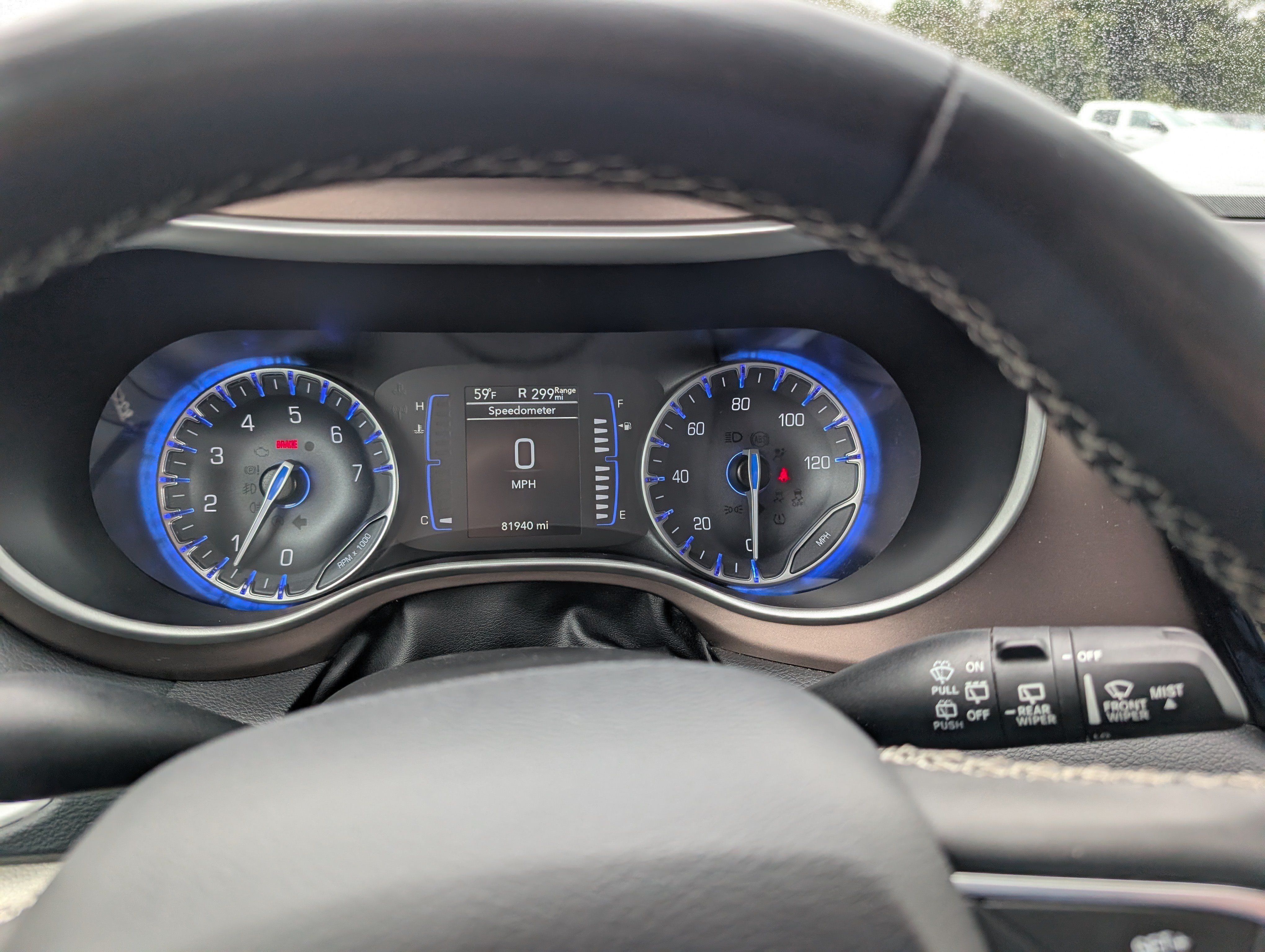 Used 2023 Chrysler Voyager LX FWD image 28