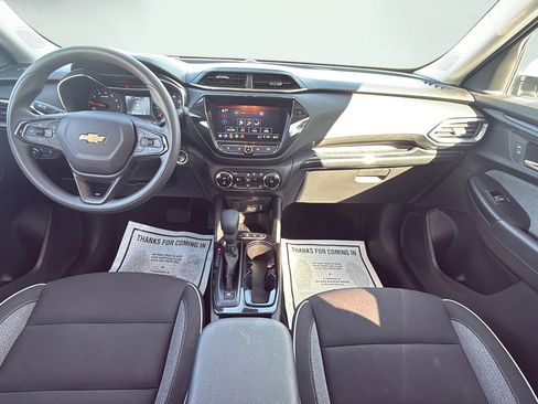 Used 2023 Chevrolet TrailBlazer LT w/ Convenience Package AWD/4WD image 31