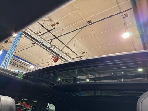 Used 2024 Land Rover Range Rover Sport Dynamic SE image 41