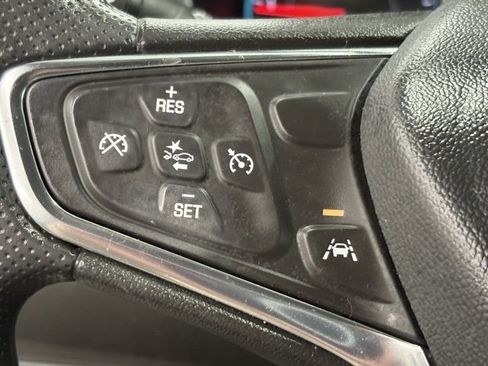 Used 2024 Chevrolet Equinox LS w/ LS Convenience Package image 17