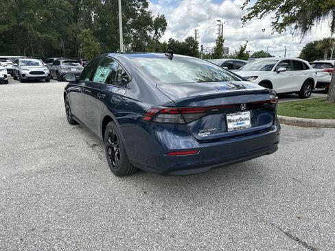 Used 2025 Honda Accord SE image 4