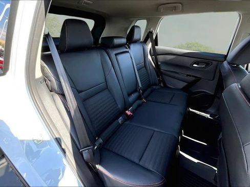 New 2026 Nissan Rogue SV AWD/4WD image 9