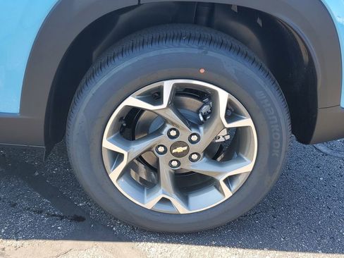 New 2026 Chevrolet Trax LT w/ Driver Confidence Package image 5