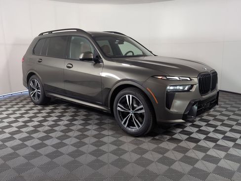New 2026 BMW X7 xDrive40i w/ Executive Package image 6