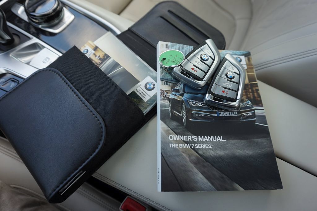 Used 2019 BMW 750i w/ Executive Package RWD image 58
