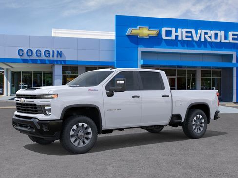 New 2026 Chevrolet Silverado 2500 Custom AWD/4WD image 2