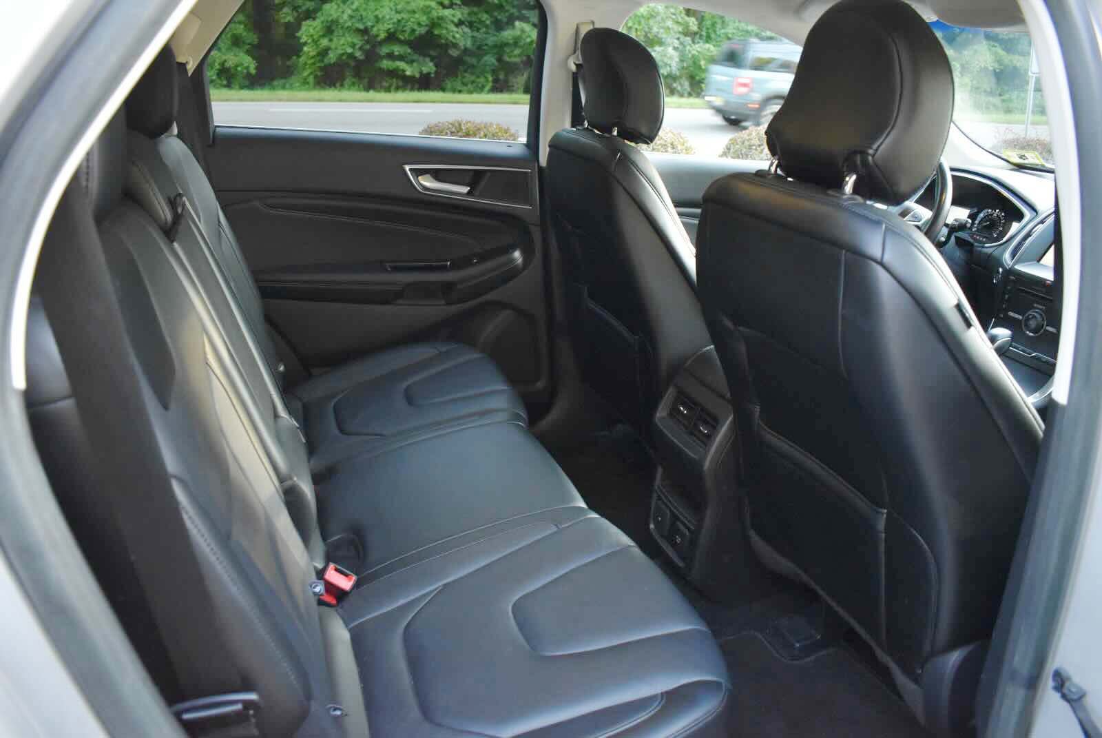 Used 2015 Ford Edge Titanium w/ Technology Package AWD/4WD image 45