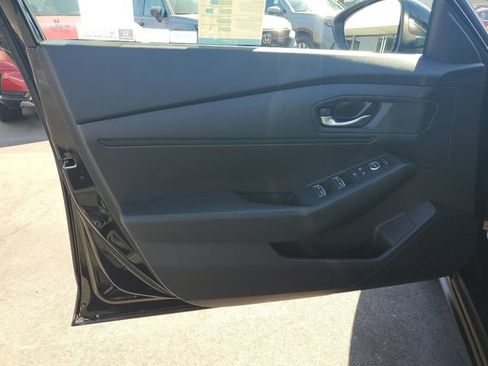 Used 2023 Honda Accord LX image 17